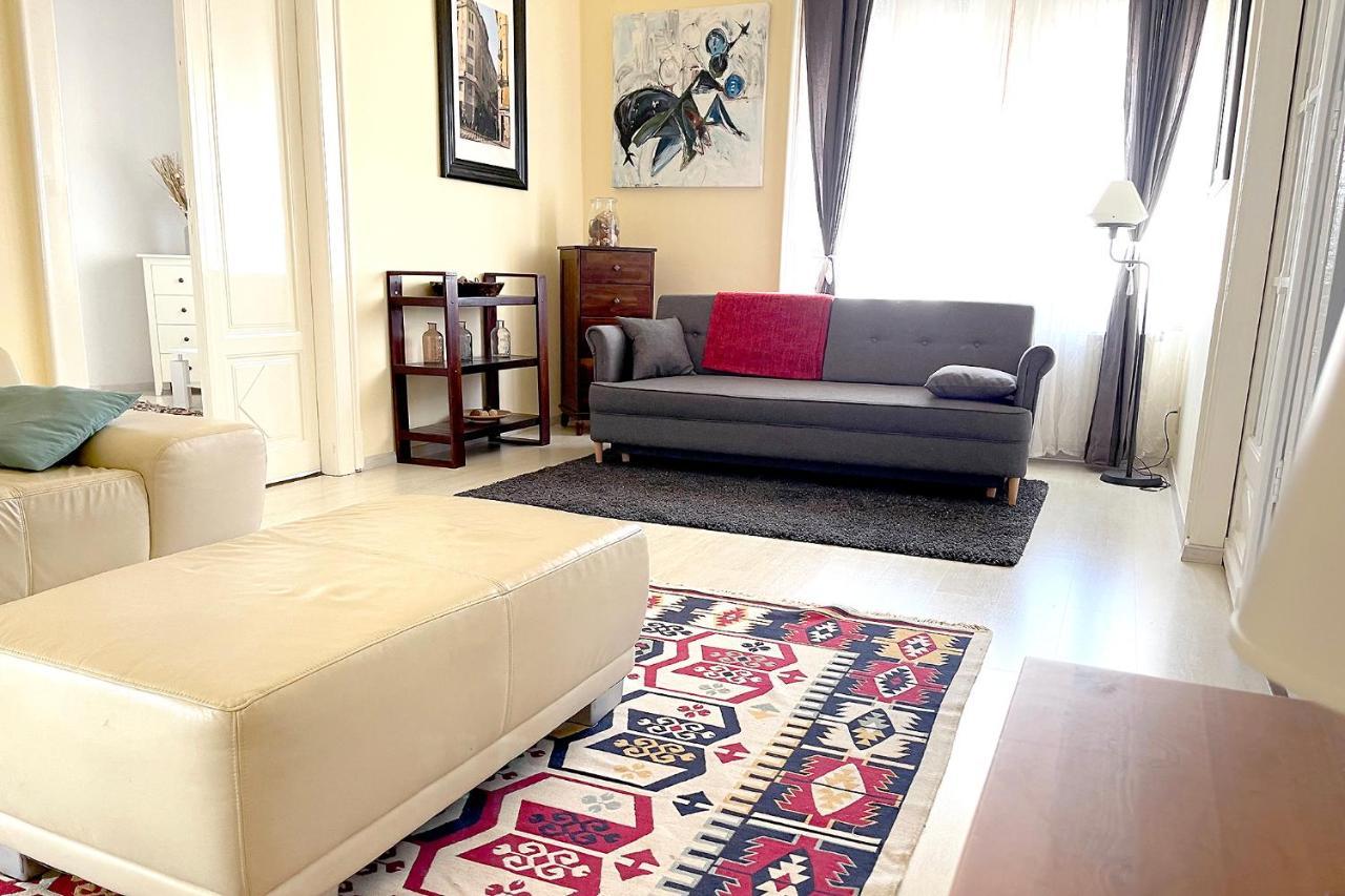 Elegant 125M2 Apartment In Center Of Budapesta Exterior foto
