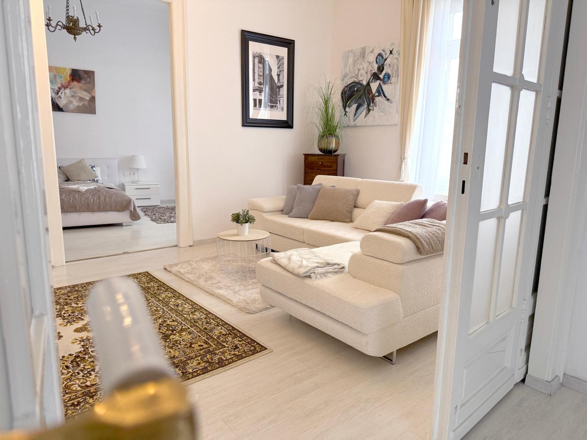Elegant 125M2 Apartment In Center Of Budapesta Exterior foto