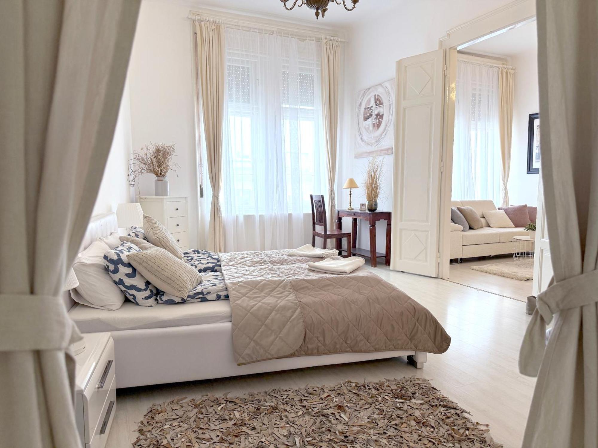 Elegant 125M2 Apartment In Center Of Budapesta Exterior foto
