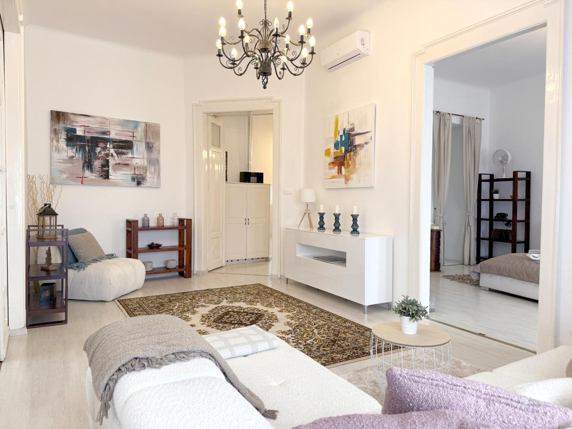 Elegant 125M2 Apartment In Center Of Budapesta Exterior foto
